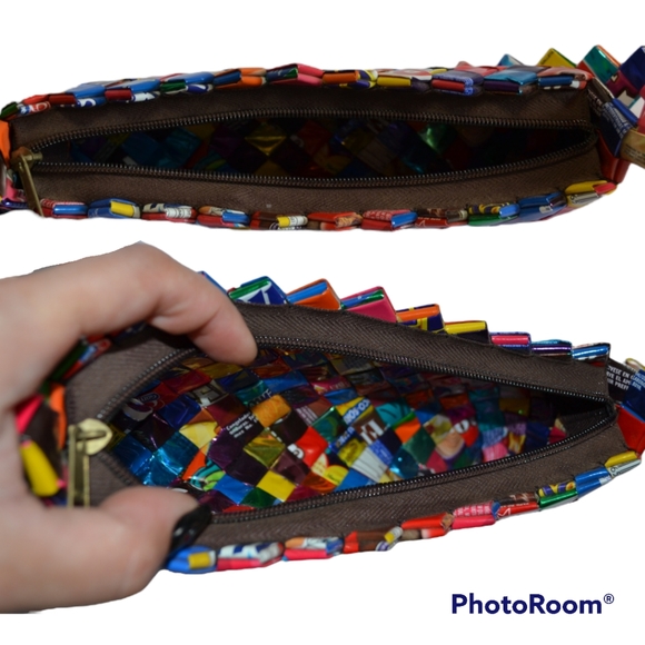 Like new Candy Wrapper purse. Recycled candy/gum wrapper - Picture 10 of 15